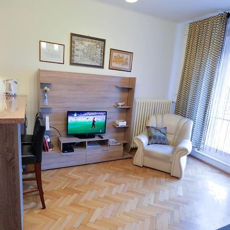 City Center Apartment デブレツェン エクステリア 写真
